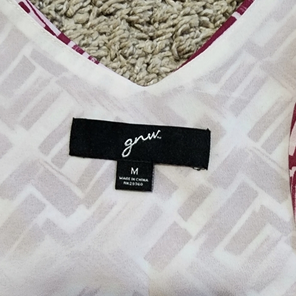 3/$25 NWT GNW Sleeveless Tank Blouse - Medium - Picture 7 of 9